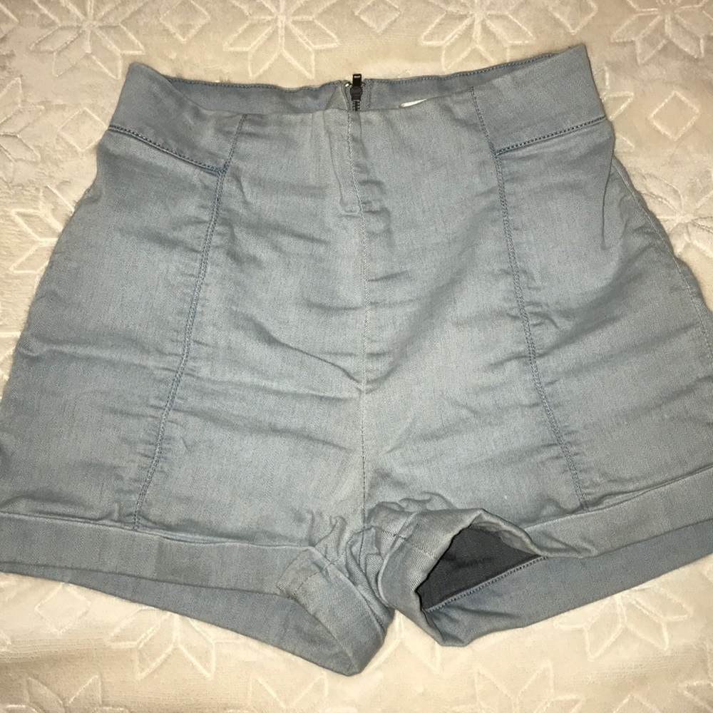 high waisted shorts!